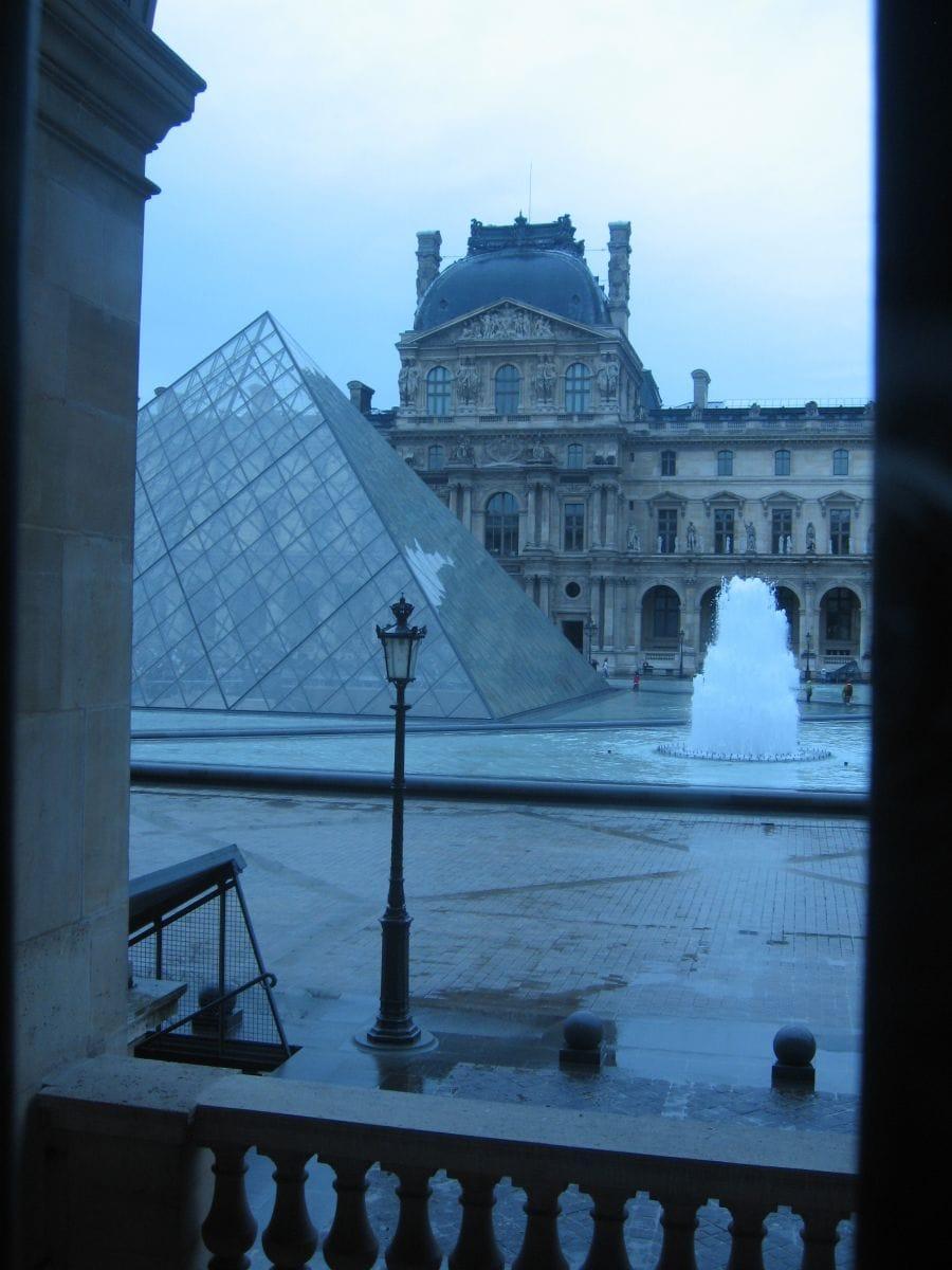 louvre