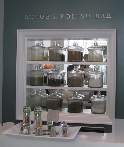 Scrub & Polish Bar