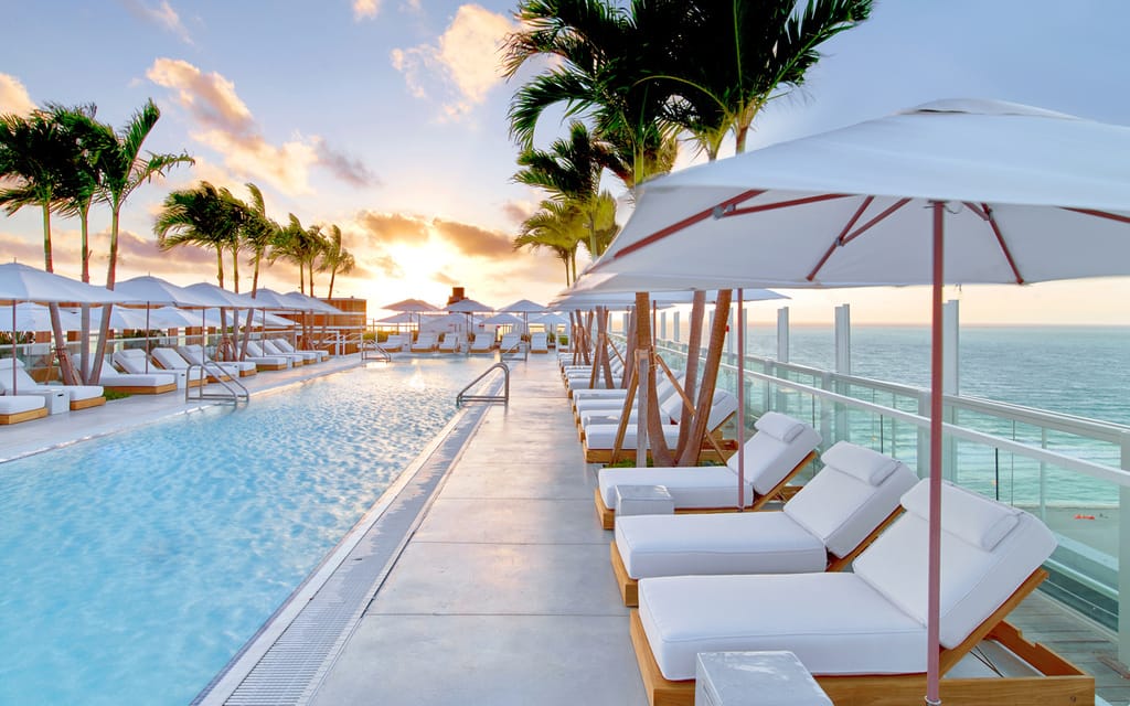 Hotel Review: 1 Hotel South Beach