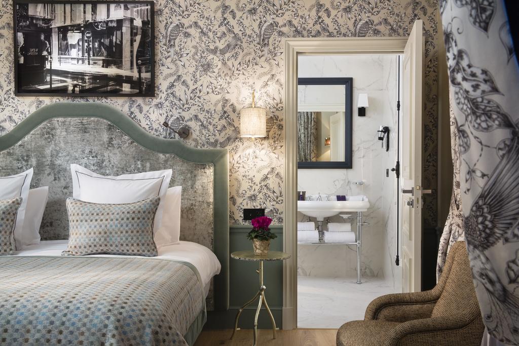 Luxury Hotel Review: Le Saint Hotel, Paris