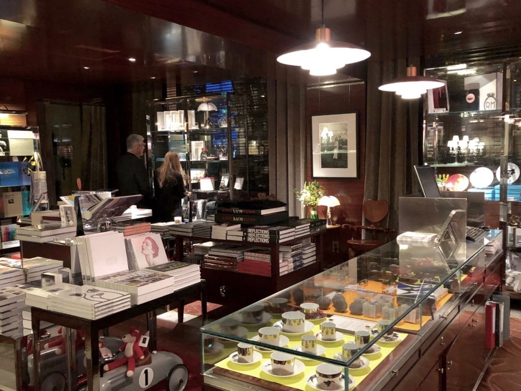 La Librairie des Arts shop in Hotel Le Royal Monceau Raffles Paris